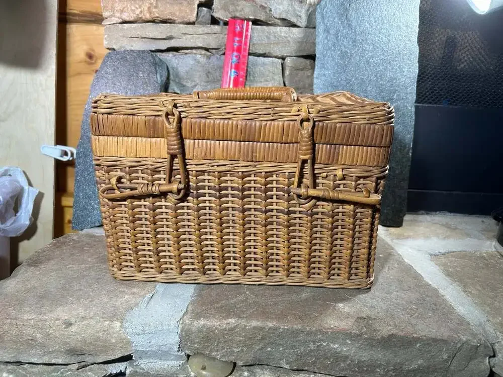 Vintage Wicker Sewing Basket or Picnic basket 11.5 Lx8.5 W8 H